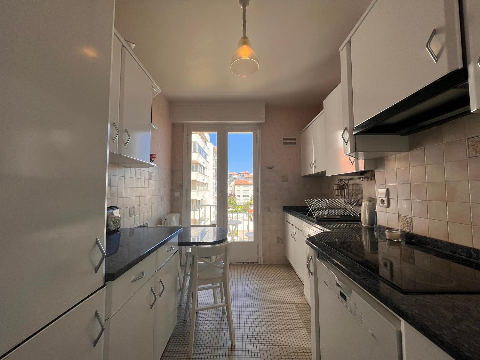 Appartement Lumineux, Proche Plage, Balcon, Parking, Wifi - Fr-1-239-962 Saint-Jean-de-Luz Esterno foto